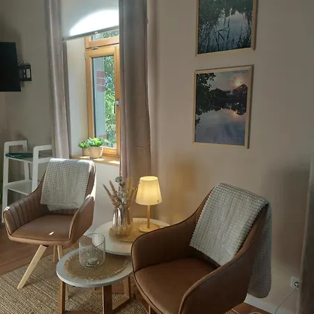 Am Buergerteich 2 Апартаменты Бишофсверда